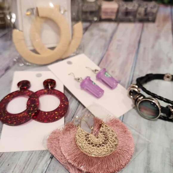 Jewelry - Jewelry Grab Bag - #1